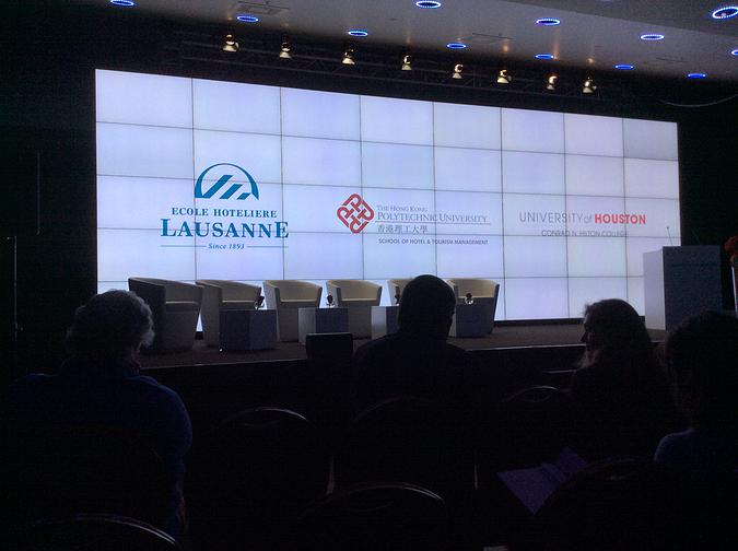 CONFERÊNCIA NA ESCOLA DE HOTELARIA DE&nbsp;LAUSANNE