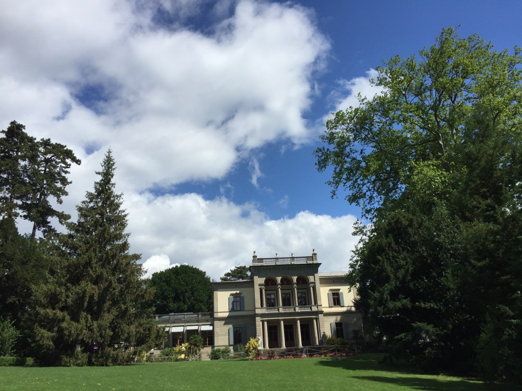 JORNALISTAS INTERNACIONAIS VISITAM O MUSEU RIETBERG E O MUSEU NACIONAL EM&nbsp;ZURIQUE